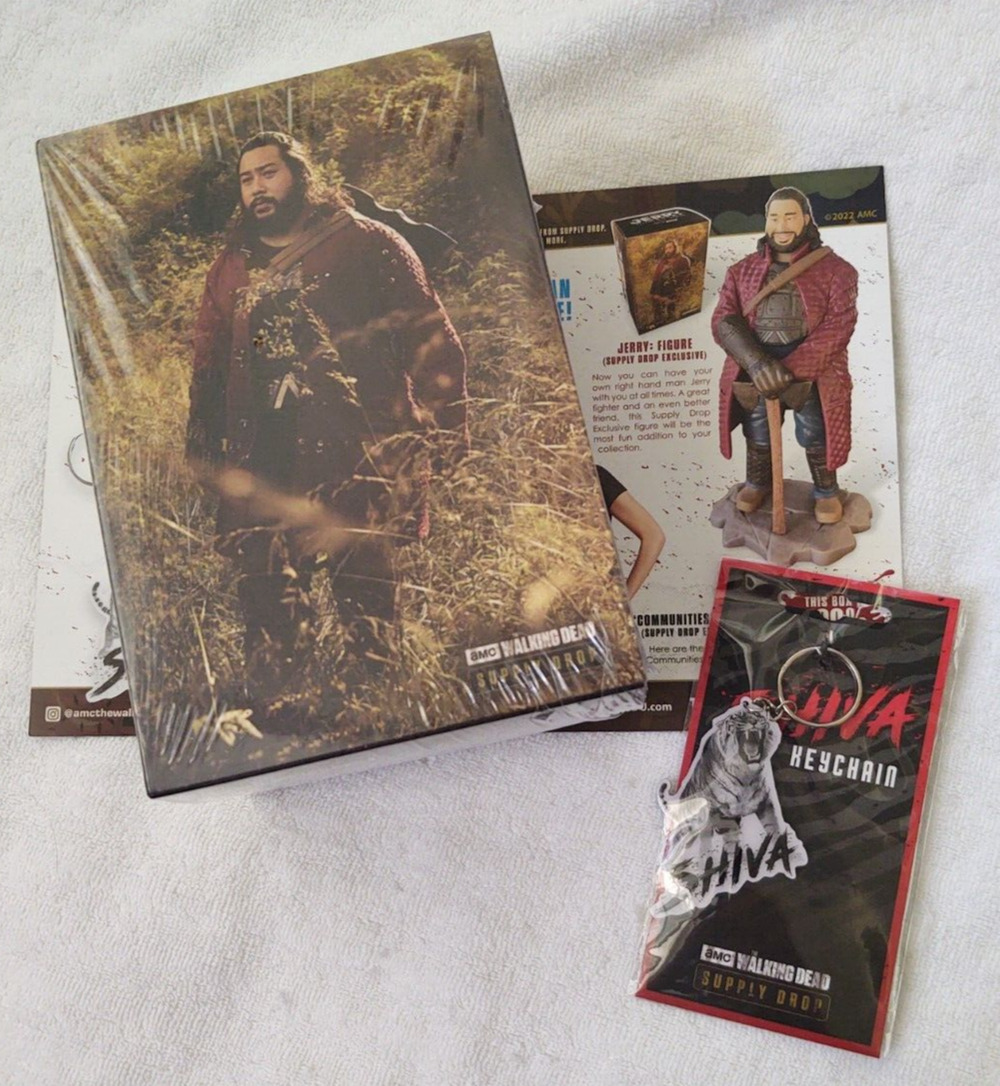 AMC TWD Walking Dead Supply Drop Jerry Collectible Statue & Shiva Keychain